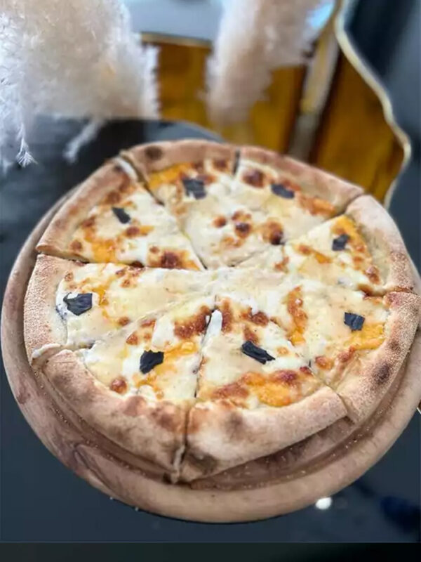 FOUR CHEESE PIZZA